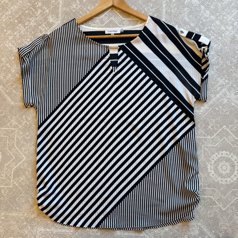 Calvin Klein Blouse Womens Large Black White Striped Keyhole Short Sleeve Top